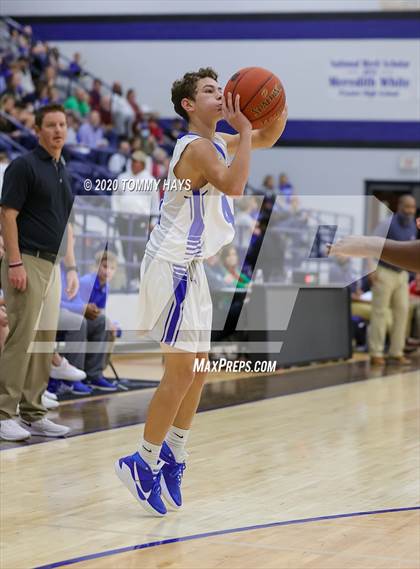 Thumbnail 2 in Hirschi @ Peaster photogallery.