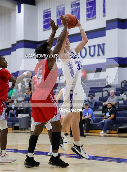 Thumbnail 1 in Hirschi @ Peaster photogallery.