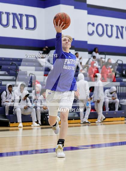 Thumbnail 2 in Hirschi @ Peaster photogallery.