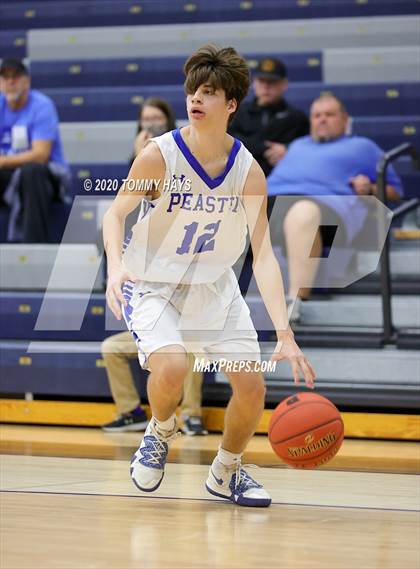 Thumbnail 1 in Hirschi @ Peaster photogallery.