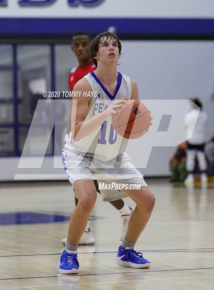 Thumbnail 2 in Hirschi @ Peaster photogallery.