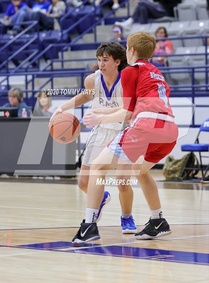 Thumbnail 1 in Hirschi @ Peaster photogallery.