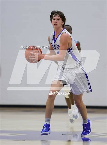 Thumbnail 3 in Hirschi @ Peaster photogallery.