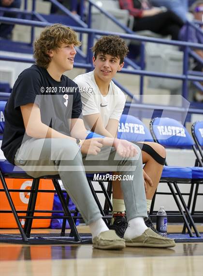 Thumbnail 1 in Hirschi @ Peaster photogallery.