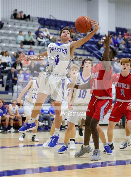 Thumbnail 1 in Hirschi @ Peaster photogallery.