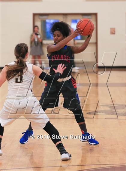 Thumbnail 3 in Evangel vs Mt. Carmel (LHSAA Class 5A 1st Round Playoff) photogallery.