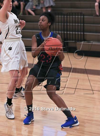 Thumbnail 2 in Evangel vs Mt. Carmel (LHSAA Class 5A 1st Round Playoff) photogallery.