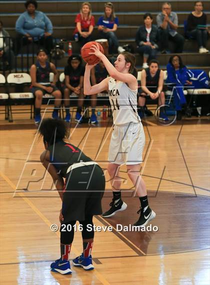 Thumbnail 2 in Evangel vs Mt. Carmel (LHSAA Class 5A 1st Round Playoff) photogallery.