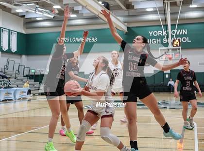 Thumbnail 3 in Elmira vs. Albertus Magnus (NYSPHSAA Class AAA Regional Semifinal) photogallery.