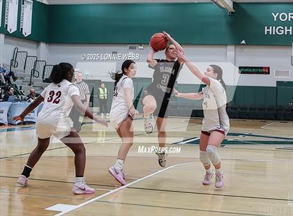 Thumbnail 3 in Elmira vs. Albertus Magnus (NYSPHSAA Class AAA Regional Semifinal) photogallery.