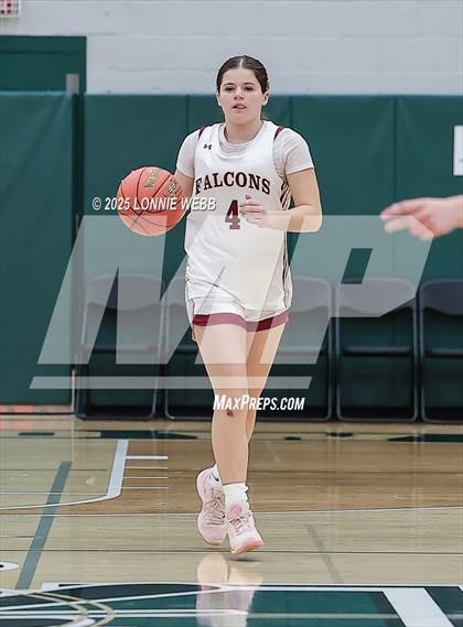 Thumbnail 3 in Elmira vs. Albertus Magnus (NYSPHSAA Class AAA Regional Semifinal) photogallery.