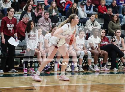 Thumbnail 3 in Elmira vs. Albertus Magnus (NYSPHSAA Class AAA Regional Semifinal) photogallery.