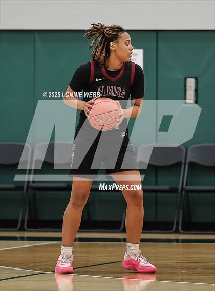 Thumbnail 3 in Elmira vs. Albertus Magnus (NYSPHSAA Class AAA Regional Semifinal) photogallery.