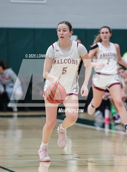Thumbnail 1 in Elmira vs. Albertus Magnus (NYSPHSAA Class AAA Regional Semifinal) photogallery.