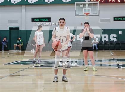 Thumbnail 3 in Elmira vs. Albertus Magnus (NYSPHSAA Class AAA Regional Semifinal) photogallery.