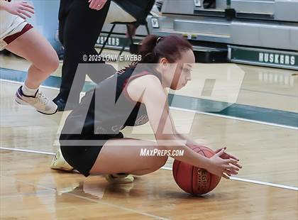 Thumbnail 1 in Elmira vs. Albertus Magnus (NYSPHSAA Class AAA Regional Semifinal) photogallery.