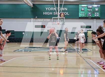 Thumbnail 3 in Elmira vs. Albertus Magnus (NYSPHSAA Class AAA Regional Semifinal) photogallery.