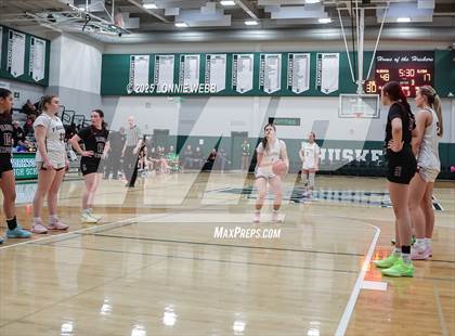 Thumbnail 1 in Elmira vs. Albertus Magnus (NYSPHSAA Class AAA Regional Semifinal) photogallery.