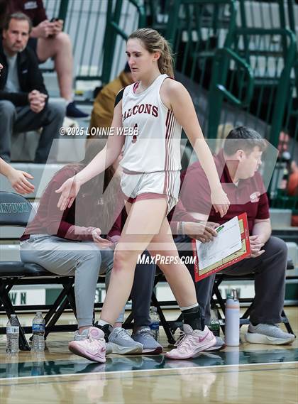 Thumbnail 1 in Elmira vs. Albertus Magnus (NYSPHSAA Class AAA Regional Semifinal) photogallery.