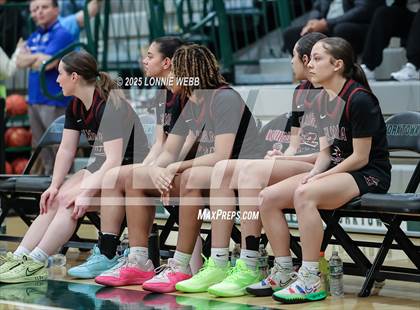 Thumbnail 1 in Elmira vs. Albertus Magnus (NYSPHSAA Class AAA Regional Semifinal) photogallery.