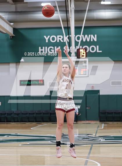 Thumbnail 3 in Elmira vs. Albertus Magnus (NYSPHSAA Class AAA Regional Semifinal) photogallery.