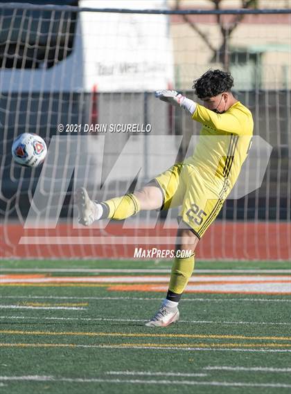 Thumbnail 3 in Brophy College Prep vs. San Luis (AIA 6A Final) photogallery.