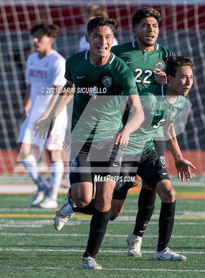 Thumbnail 1 in Brophy College Prep vs. San Luis (AIA 6A Final) photogallery.