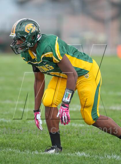 Thumbnail 3 in DeMatha @ Archbishop Carroll photogallery.