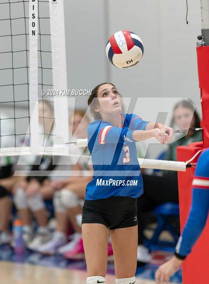 Thumbnail 3 in Charleston Catholic @ Hoover photogallery.