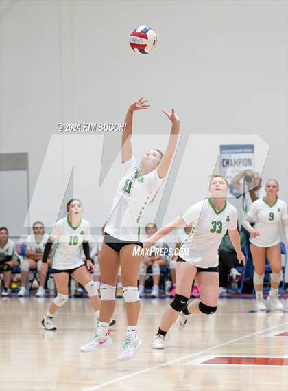 Thumbnail 2 in Charleston Catholic @ Hoover photogallery.