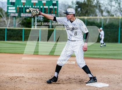 Thumbnail 3 in Harvard-Westlake vs  Newbury Park photogallery.