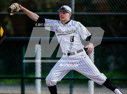 Thumbnail 3 in Harvard-Westlake vs  Newbury Park photogallery.