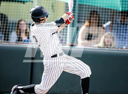 Thumbnail 2 in Harvard-Westlake vs  Newbury Park photogallery.