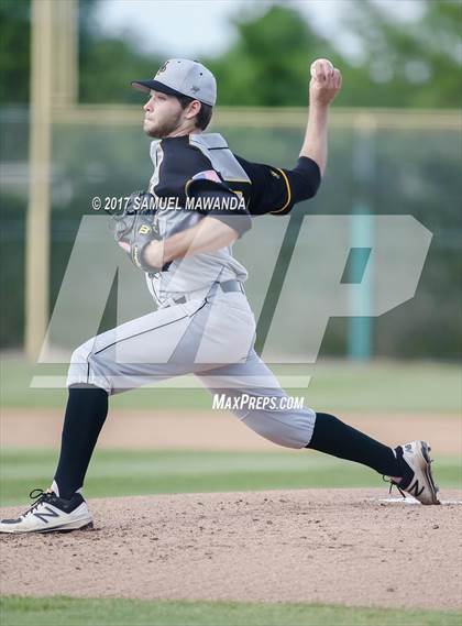 Thumbnail 2 in Harvard-Westlake vs  Newbury Park photogallery.