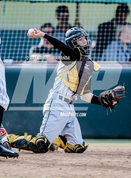 Thumbnail 3 in Harvard-Westlake vs  Newbury Park photogallery.