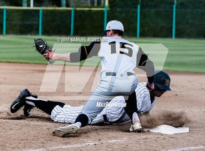 Thumbnail 2 in Harvard-Westlake vs  Newbury Park photogallery.