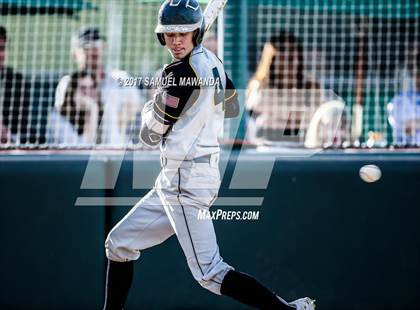 Thumbnail 3 in Harvard-Westlake vs  Newbury Park photogallery.