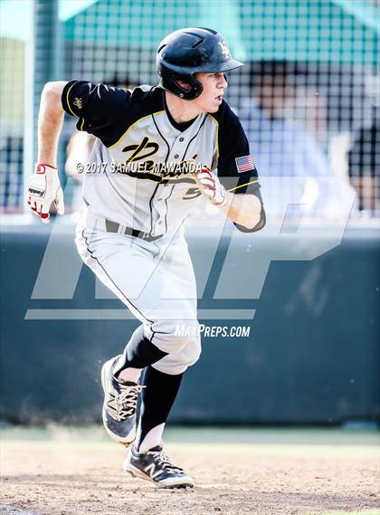 Thumbnail 3 in Harvard-Westlake vs  Newbury Park photogallery.