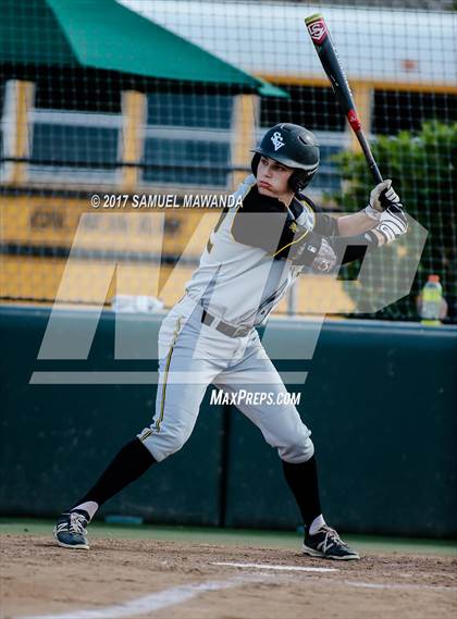 Thumbnail 3 in Harvard-Westlake vs  Newbury Park photogallery.