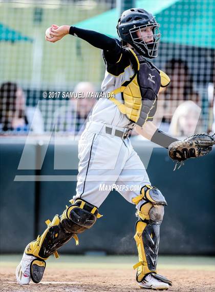 Thumbnail 3 in Harvard-Westlake vs  Newbury Park photogallery.