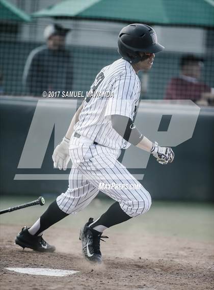 Thumbnail 2 in Harvard-Westlake vs  Newbury Park photogallery.