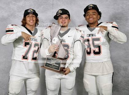 Thumbnail 1 in Central (CIF State D1-AA Awards) photogallery.