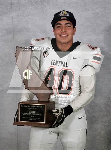 Thumbnail 2 in Central (CIF State D1-AA Awards) photogallery.