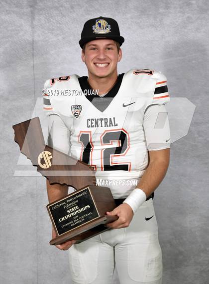 Thumbnail 2 in Central (CIF State D1-AA Awards) photogallery.