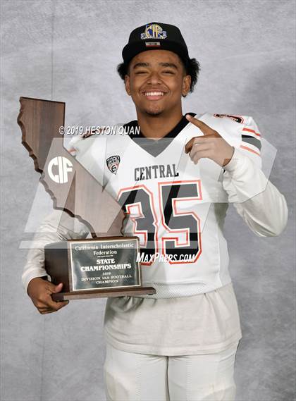 Thumbnail 2 in Central (CIF State D1-AA Awards) photogallery.