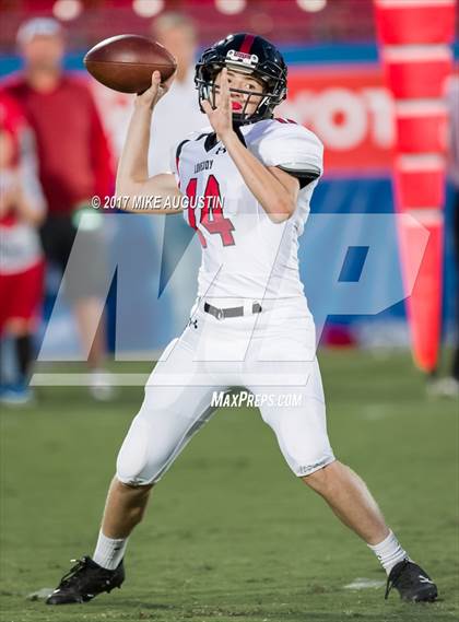 Thumbnail 2 in Lovejoy @ Wakeland photogallery.