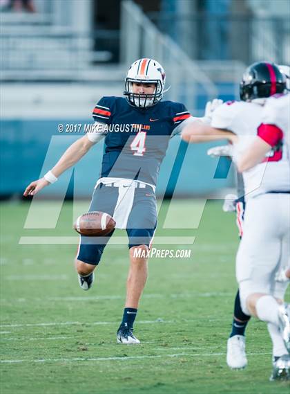Thumbnail 1 in Lovejoy @ Wakeland photogallery.