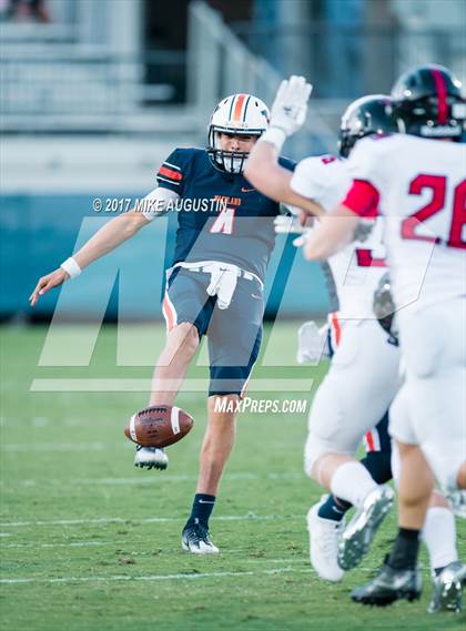 Thumbnail 2 in Lovejoy @ Wakeland photogallery.