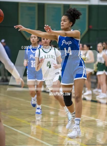Thumbnail 1 in Seattle Prep @ Timberline (WIAA 3A Opening Round) photogallery.