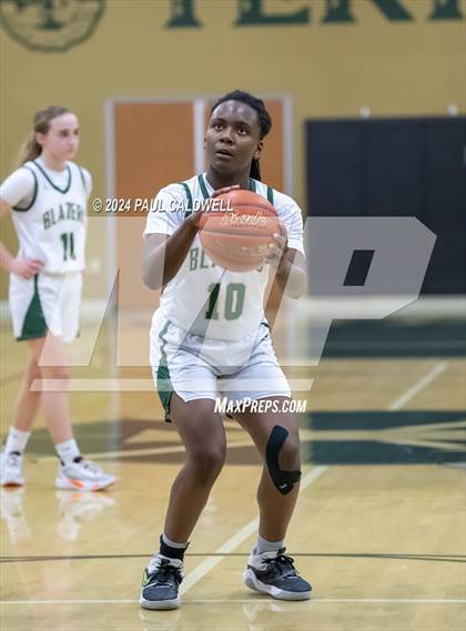 Thumbnail 1 in Seattle Prep @ Timberline (WIAA 3A Opening Round) photogallery.